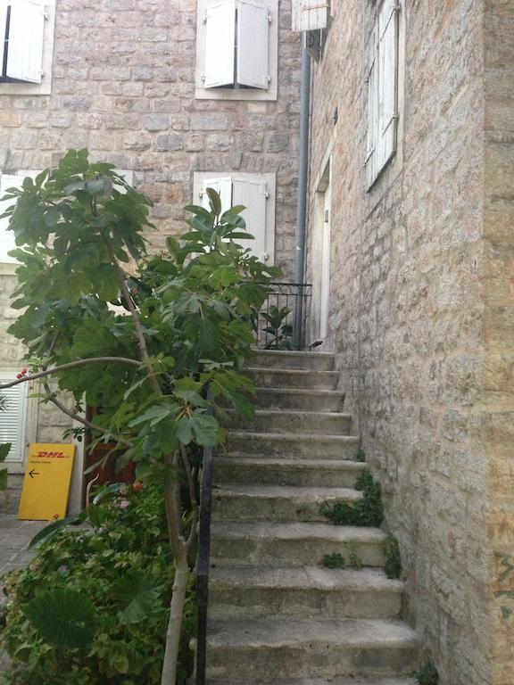London Apartment Budva Exterior photo